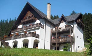 BUCOVINA LODGE